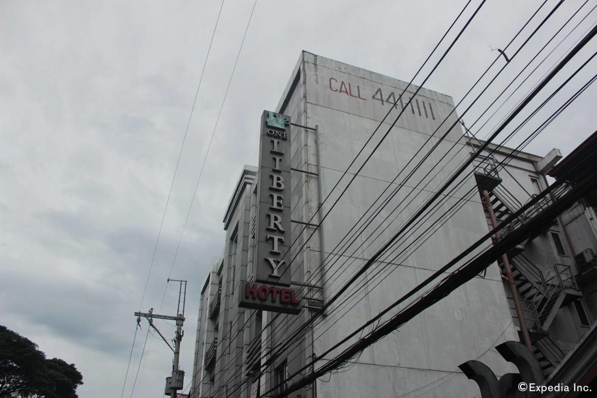 Reddoorz Plus Near Quezon City Circle Hotel Manila Exterior photo